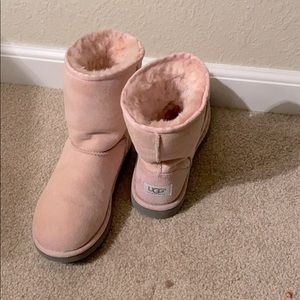 Ugg classic dusty pink